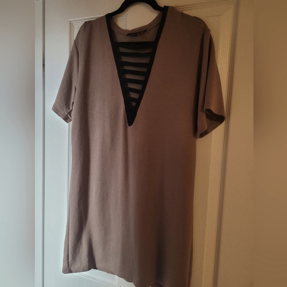 STREETWEAR SOCIETY DRESS - Picture 1 of 4